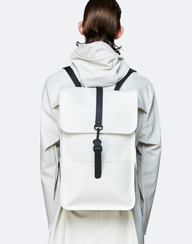 rains backpack moon