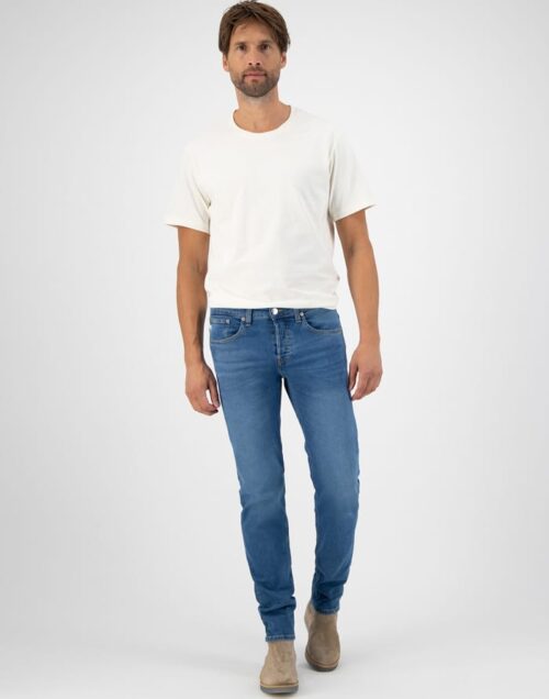 Regular Dunn Pure Blue Jeans | MUD Jeans | WATCH WEAR