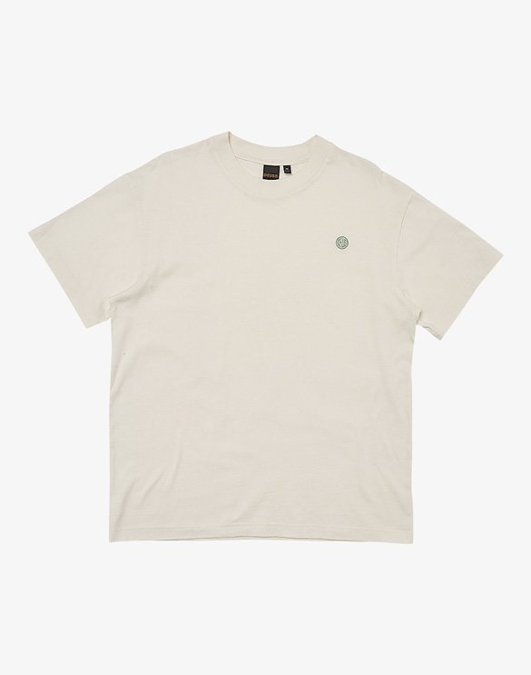 Plain Pill Tee Vintage White | Deus Ex Machina | WATCH WEAR