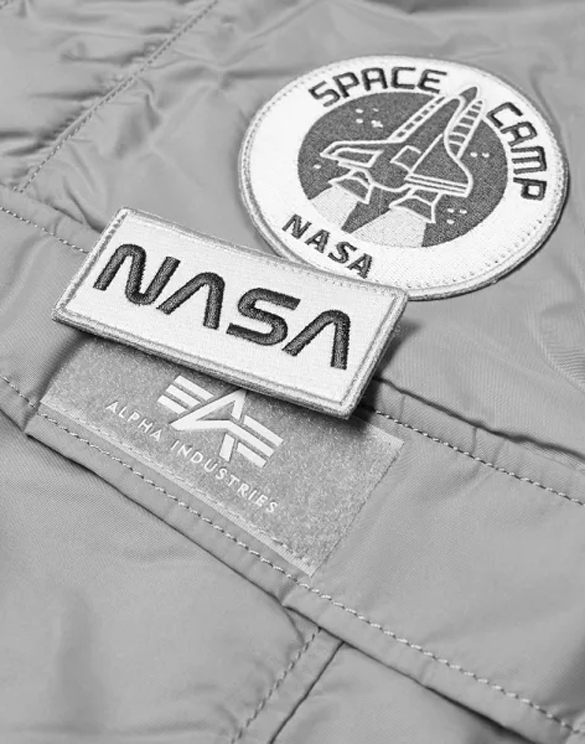 Space Camp Anorak Silver | Alpha Industries Outerwear | Watch Wear