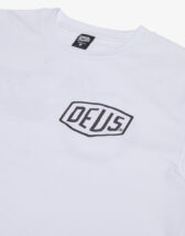 Deus Ex Machina Men T-shirts Classic Parilla Tee White DMP241438A-White