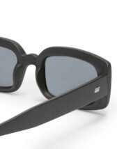 Le Specs LSP2352259 Dynamite Matte Black Päikeseprillid Aksessuaarid Prillid Päikeseprillid