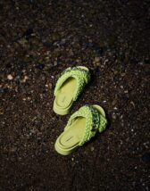 Inuikii Woven Stones Green Slides