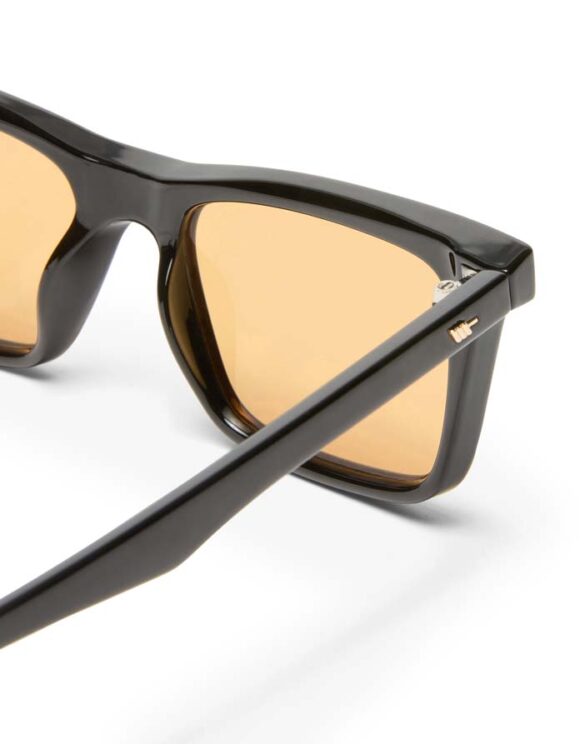 Le Specs LSU2529754 Broski Black Amber Päikeseprillid Aksessuaarid Prillid Päikeseprillid