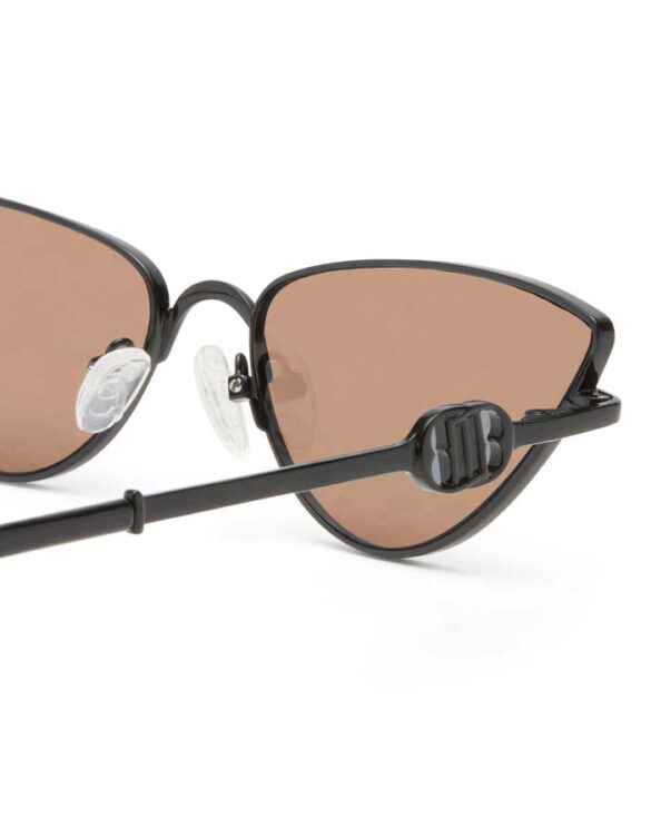 Le Specs LSU2552158 The Soiree Satin Black Päikeseprillid Aksessuaarid Prillid Päikeseprillid