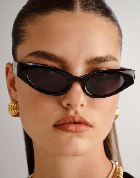 Le Specs LSU2552191 The Stealth Black Sunglasses Accessories Glasses Sunglasses