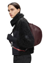 Rains 14670-129 Depth Valera Bag Depth Õlakott Kotid