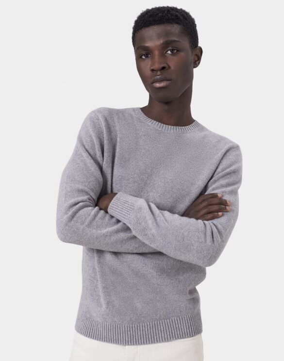 Merino_Wool_Crew-Merino_Crewneck-Deep_Black.progressive