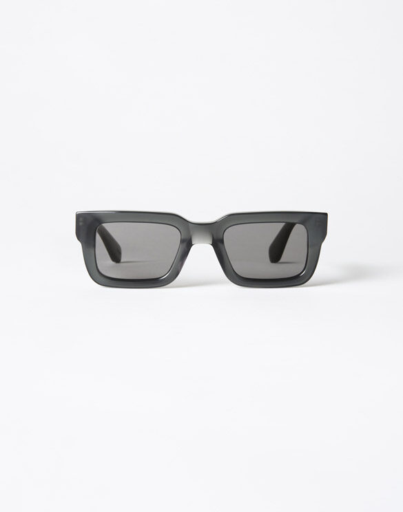 CHIMI Accessories Sunglasses 05 Dark Grey Medium Sunglasses 10005-232-M