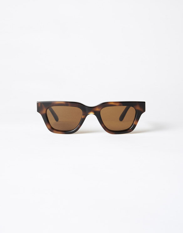 CHIMI Accessories Sunglasses 11 Tortoise Medium Sunglasses 10352-192-M