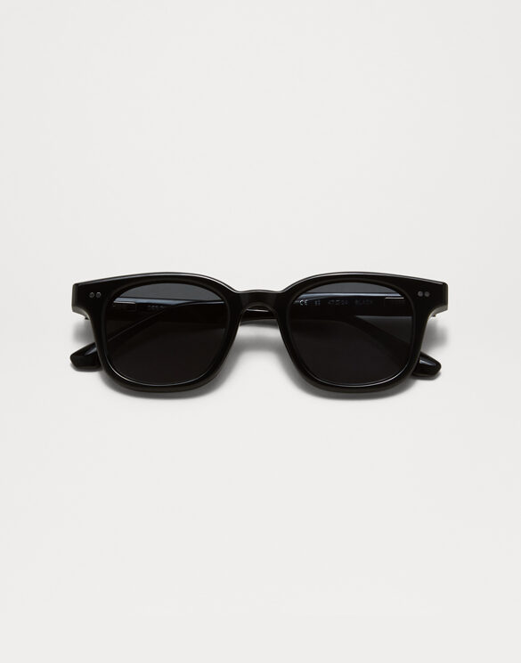 Chimi Accessories Sunglasses 02.3 Black Medium Sunglasses 02.3 Black