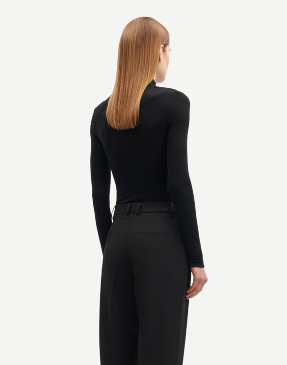 Samsøe Samsøe Naised Pluusid ja topid Sadou Turtleneck Must Pluus F10000054-BLACK