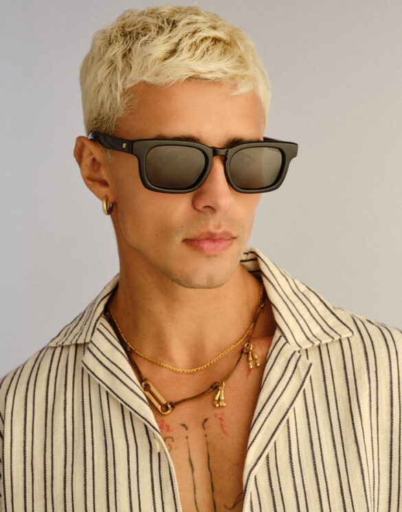 Le Specs LWF2627928 Iceman Black Wide Fit Sunglasses Accessories Glasses Sunglasses