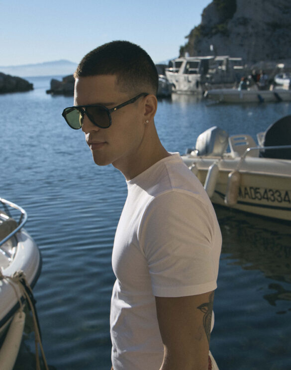 le-specs-tragic-magic-black-olive-tint-sunglasses-lifestyle-image