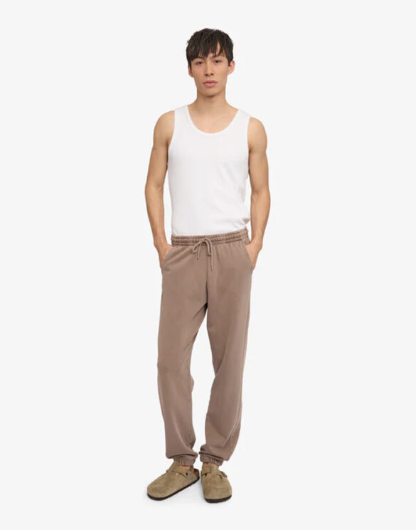 CS1011_Organic-Sweatpants_Faded-Khaki_Male_0334_e38a4fef-07ea-4396-9a70-960c88f310ec